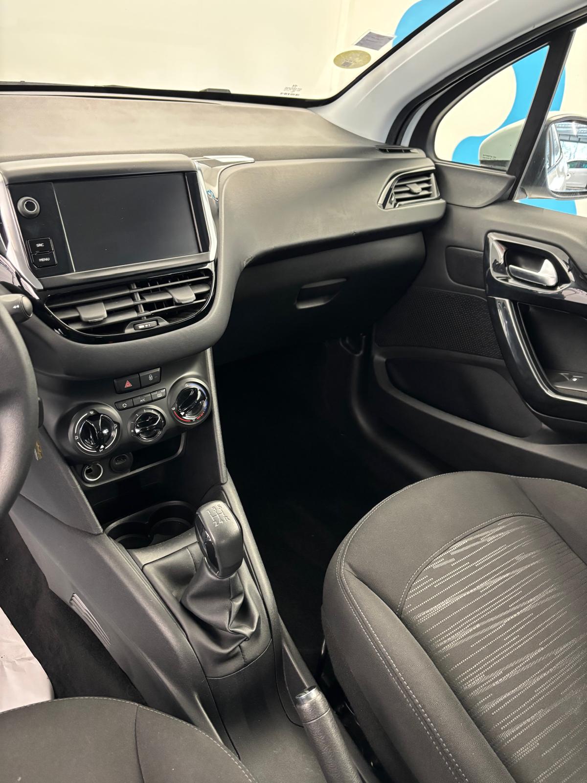 208 HDI 100 PREMIUM PACK