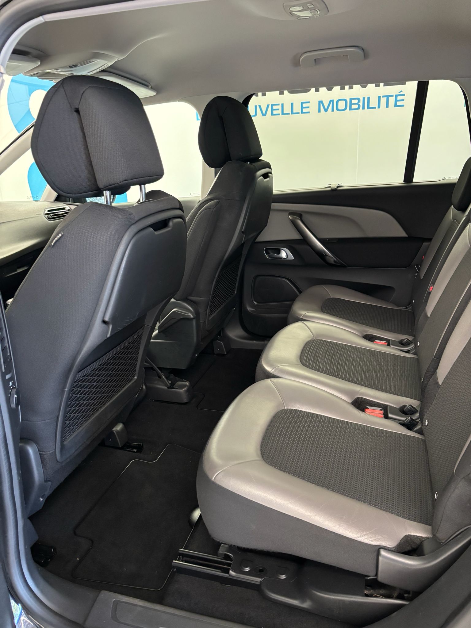 GRAND C4 SPACE TOURER HDI 130 SHINE