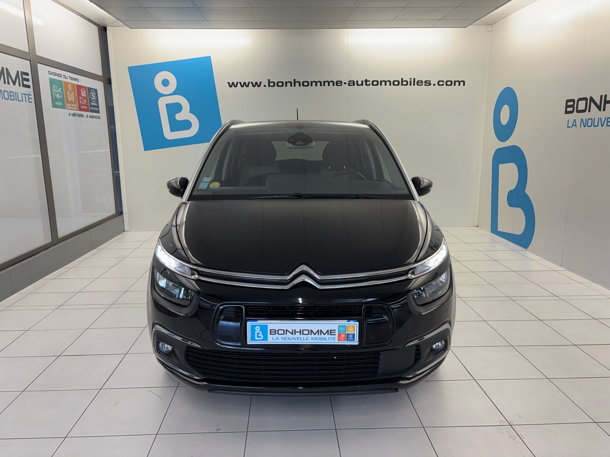 GRAND C4 SPACE TOURER HDI 130 SHINE