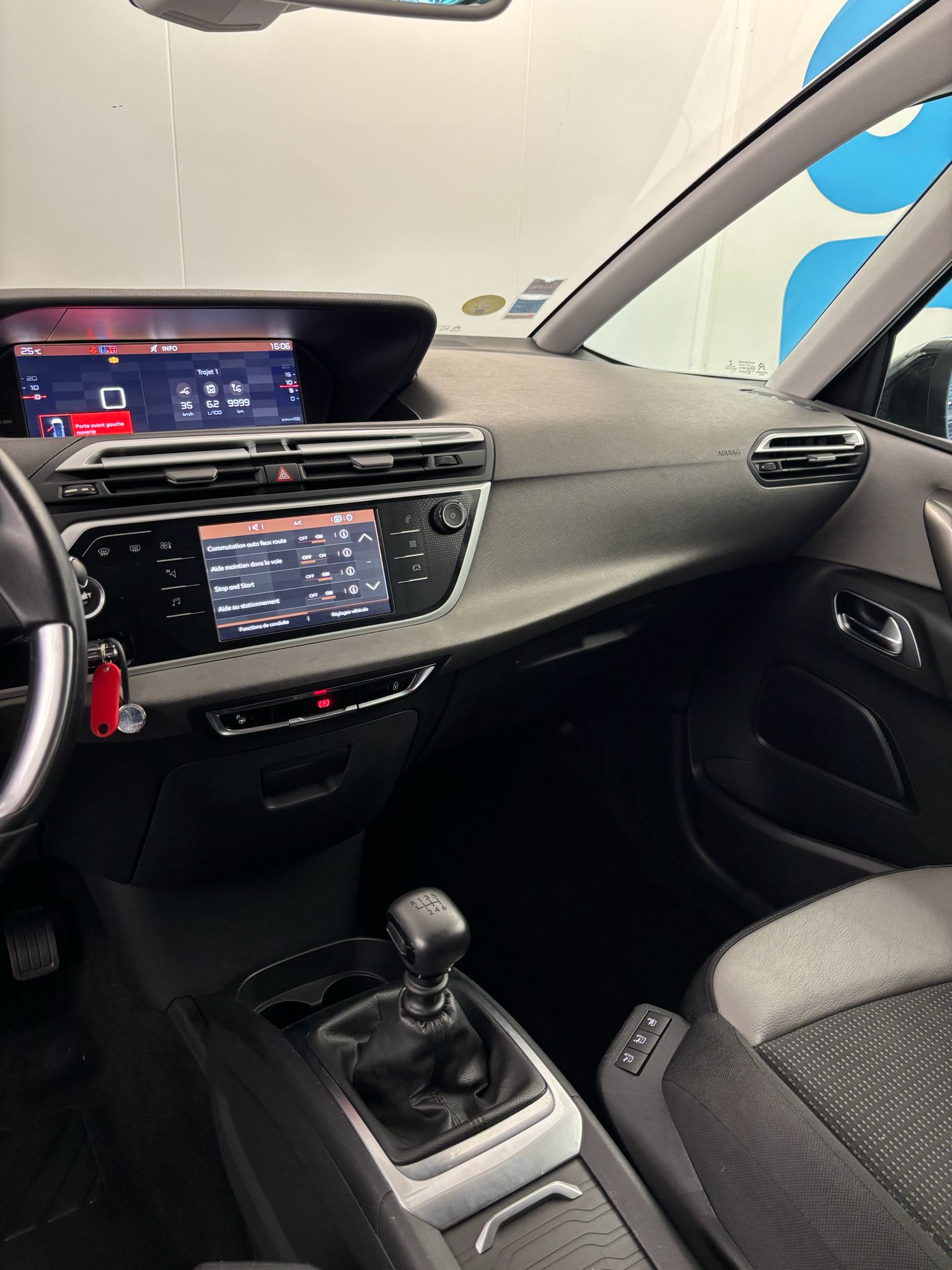 GRAND C4 SPACE TOURER HDI 130 SHINE