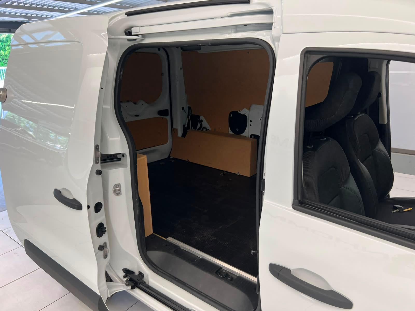 EXPRESS VAN TCE 100 CONFORT
