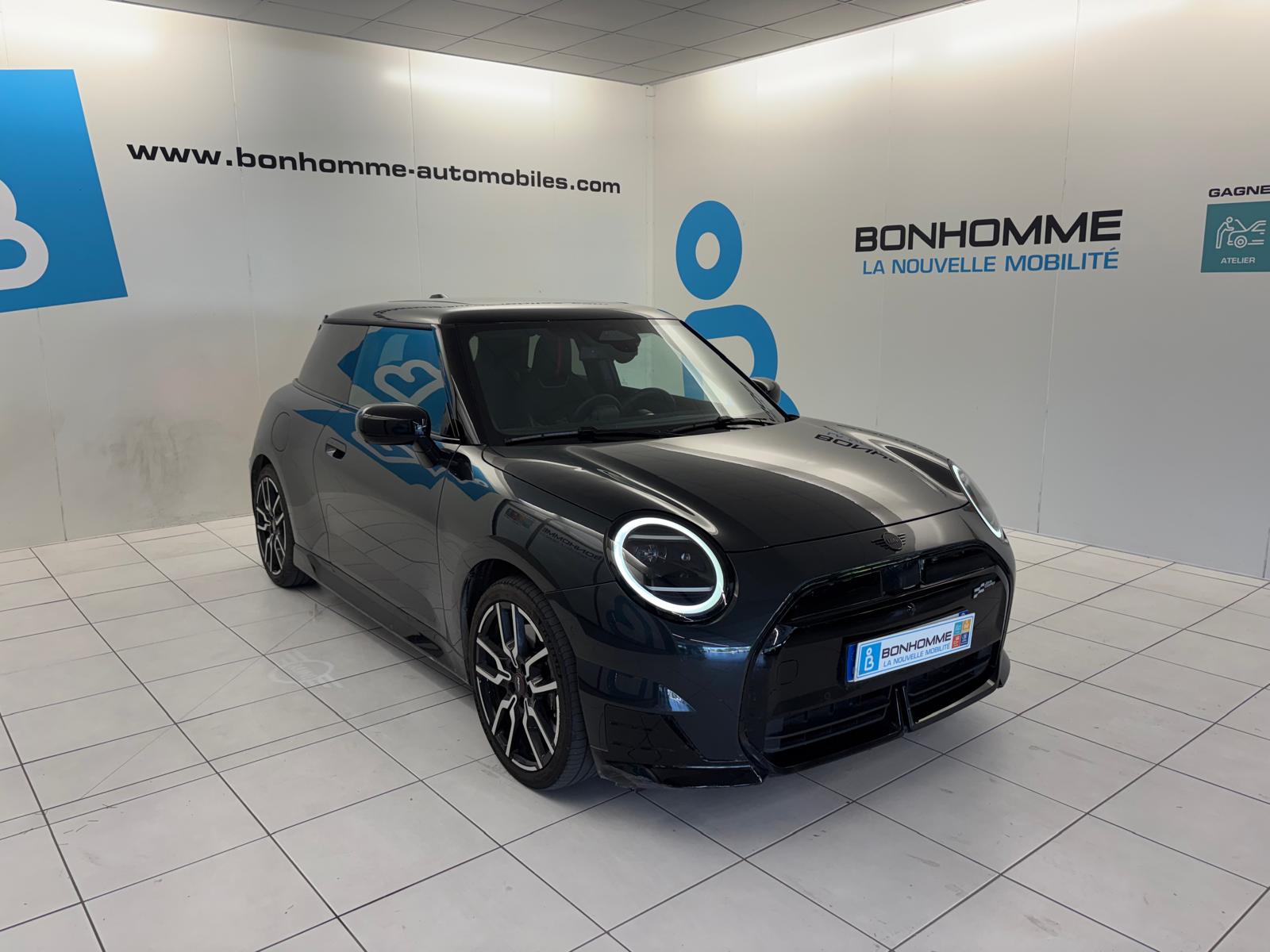 MINI COOPER SE JCW
