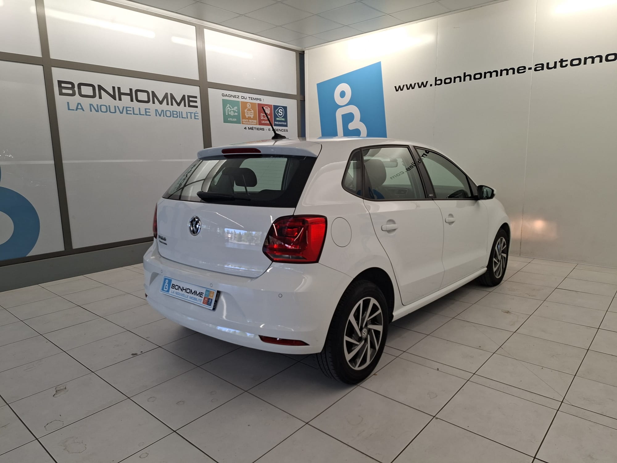 POLO 1.0 75 CONFORTLINE