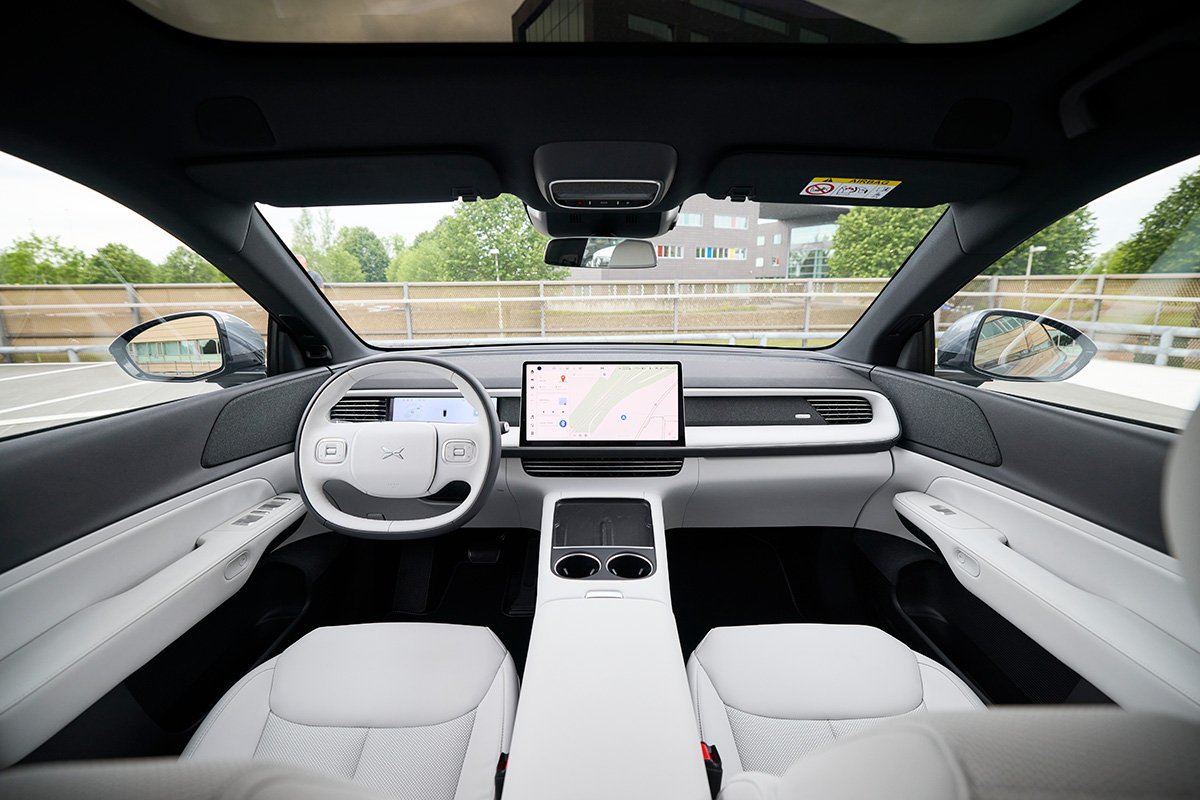 G6 AWD PERFORMANCE PACK PREMIUM